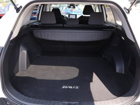 Used 2025 Toyota RAV4 XLE w/ Weather Package AWD/4WD image 7