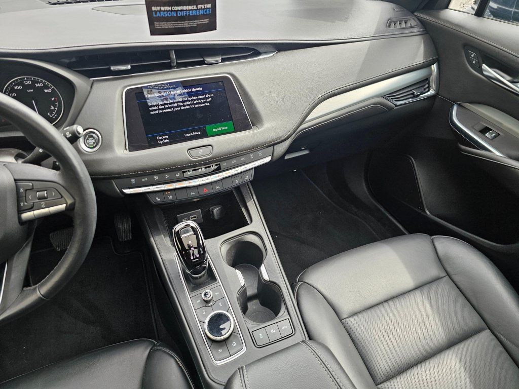 Used 2023 Cadillac XT4 Premium Luxury AWD/4WD image 23