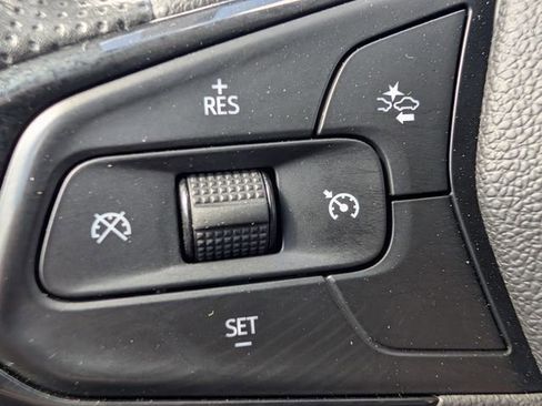 Used 2024 Chevrolet Trax LS FWD image 18