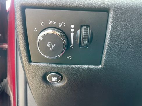 Used 2022 Jeep Grand Cherokee Laredo X AWD/4WD image 11