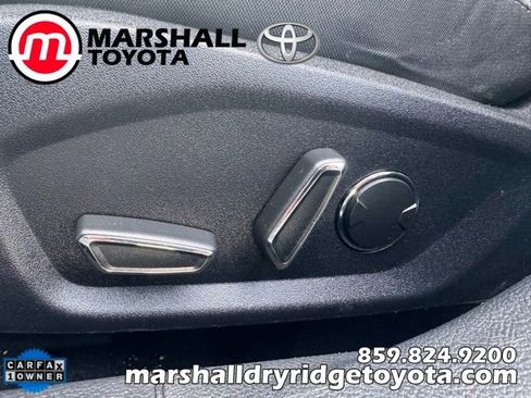 Used 2019 Ford Fusion SE image 15