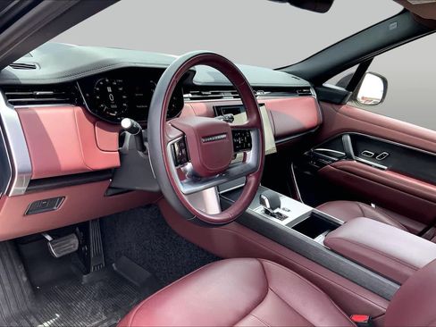 Certified 2024 Land Rover Range Rover SE AWD/4WD image 16