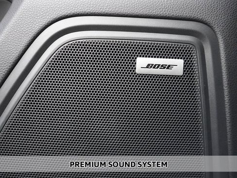 Used 2022 Porsche Macan image 4