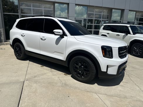 Used 2025 Kia Telluride SX Prestige X-Pro AWD/4WD image 18