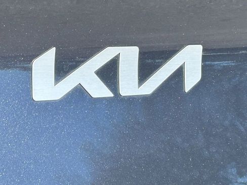 Used 2024 Kia Sportage EX FWD image 21