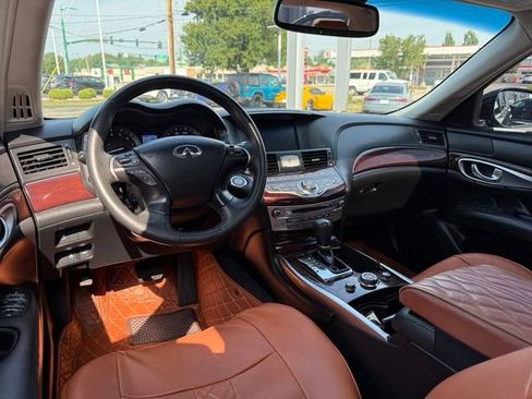 Used 2018 INFINITI Q70 L 3.7 AWD/4WD image 18