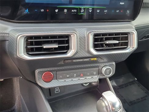 Used 2025 Ford Mustang Premium image 27