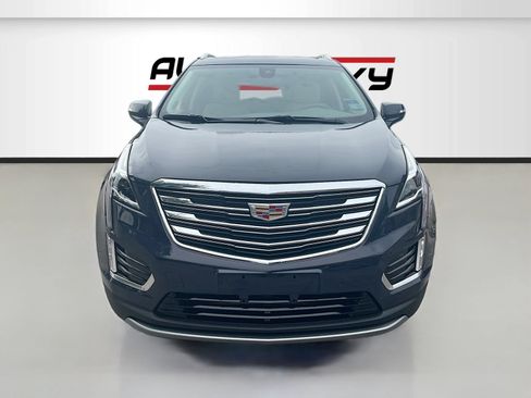 Used 2025 Cadillac XT5 Premium Luxury FWD image 2