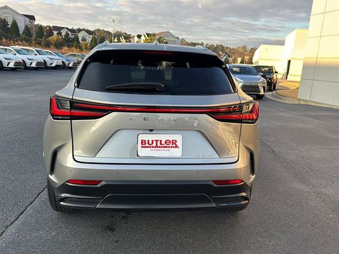 Certified 2025 Lexus NX 350 AWD w/ Premium Package image 4