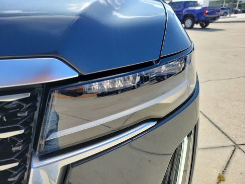 Used 2021 Cadillac Escalade Premium Luxury w/ Driver Assist Tech Package image 9