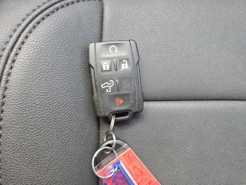 Used 2023 GMC Sierra 2500 Pro w/ Gooseneck/5TH Wheel Package image 33