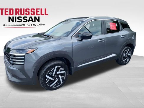 Used 2026 Nissan Kicks SV FWD image 1