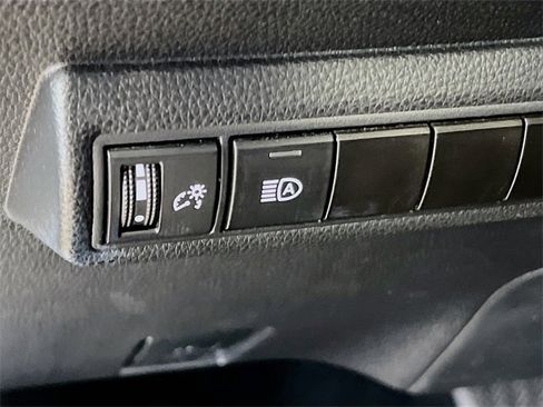 Used 2024 Toyota Corolla LE image 15