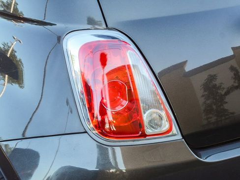 Used 2015 FIAT 500 Pop image 7