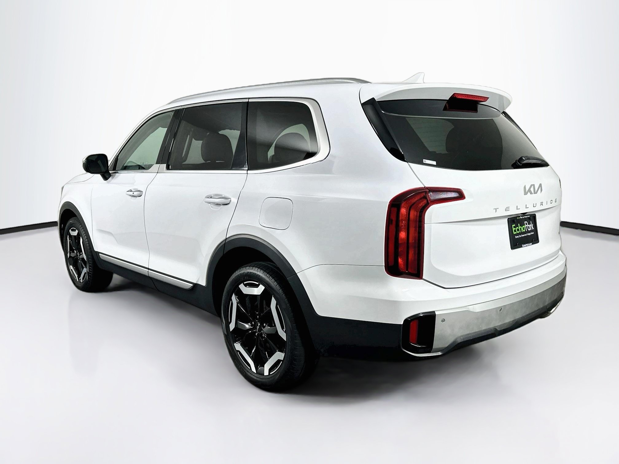Used 2024 Kia Telluride S w/ S Sunroof Package AWD/4WD image 5