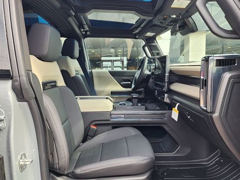New 2026 GMC Hummer EV 2X image 44