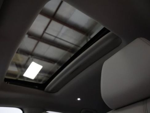 Used 2024 Honda HR-V EX-L image 18