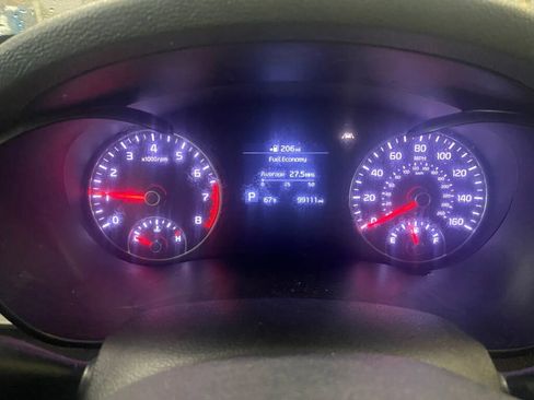 Used 2019 Kia Optima LX image 3