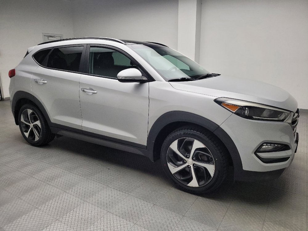 Used 2016 Hyundai Tucson Limited w/ Option Group 03 AWD/4WD image 11