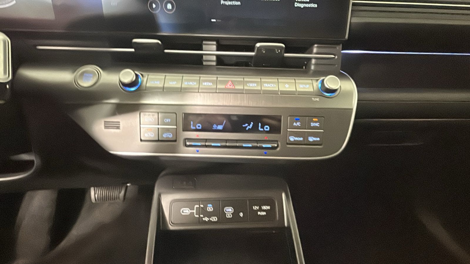 Certified 2026 Hyundai Kona SEL Premium AWD/4WD image 27