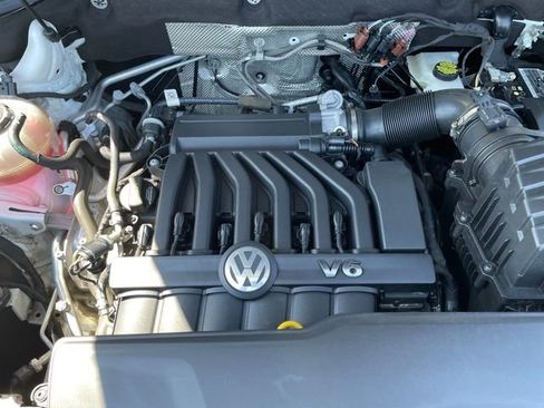 Used 2023 Volkswagen Atlas SE AWD/4WD image 32