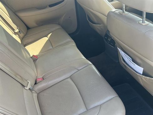 Used 2010 Hyundai Genesis 4.6 w/ Technology Pkg 5 image 7