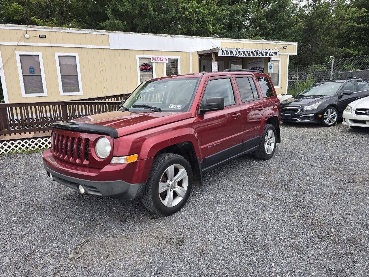 Used 2012 Jeep Patriot Latitude AWD/4WD image 3