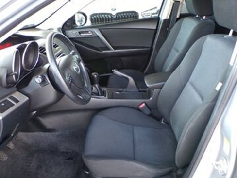 Used 2011 MAZDA MAZDA3 i Touring FWD image 14