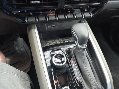 Certified 2023 Chevrolet Colorado ZR2 w/ Desert Boss Special Edition image 21