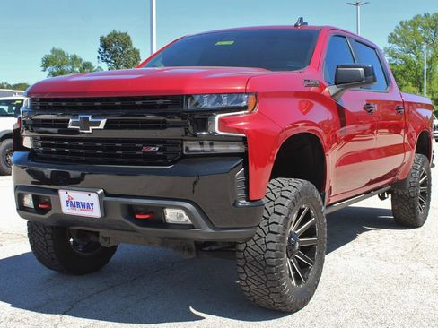 Used 2021 Chevrolet Silverado 1500 LT Trail Boss w/ Bed Protection Package image 5