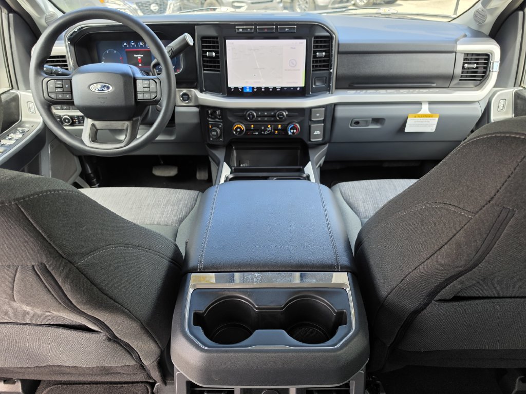Used 2024 Ford F350 XLT w/ XLT Premium Package AWD/4WD image 13