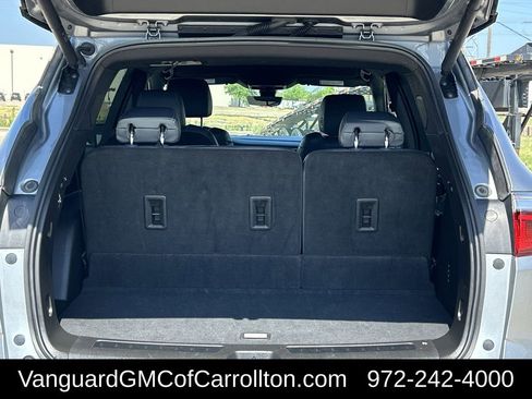 Used 2024 Buick Enclave Premium image 33