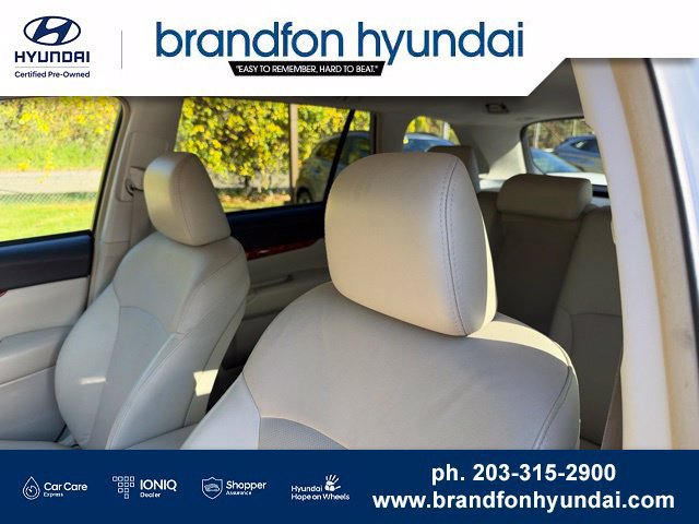 Used 2012 Subaru Outback 2.5i Limited AWD/4WD image 22