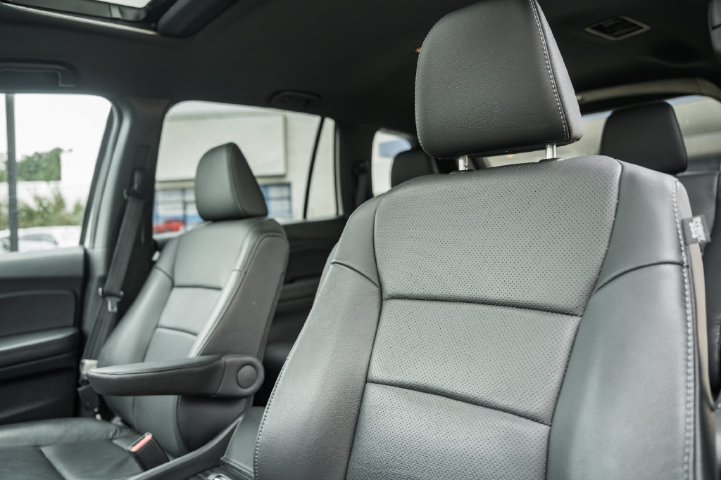 Used 2023 Honda Passport EX-L image 38