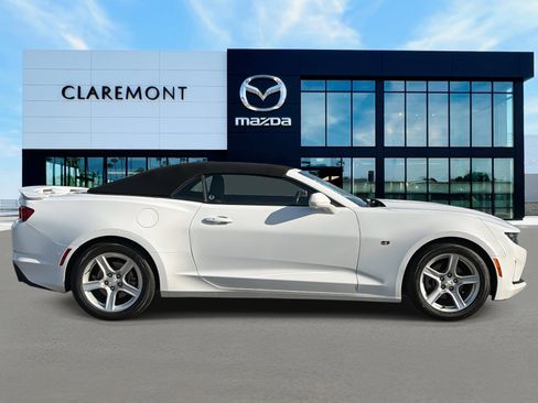 Used 2020 Chevrolet Camaro LT image 4