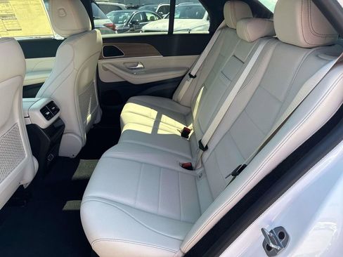 New 2026 Mercedes-Benz GLE 350 4MATIC image 7