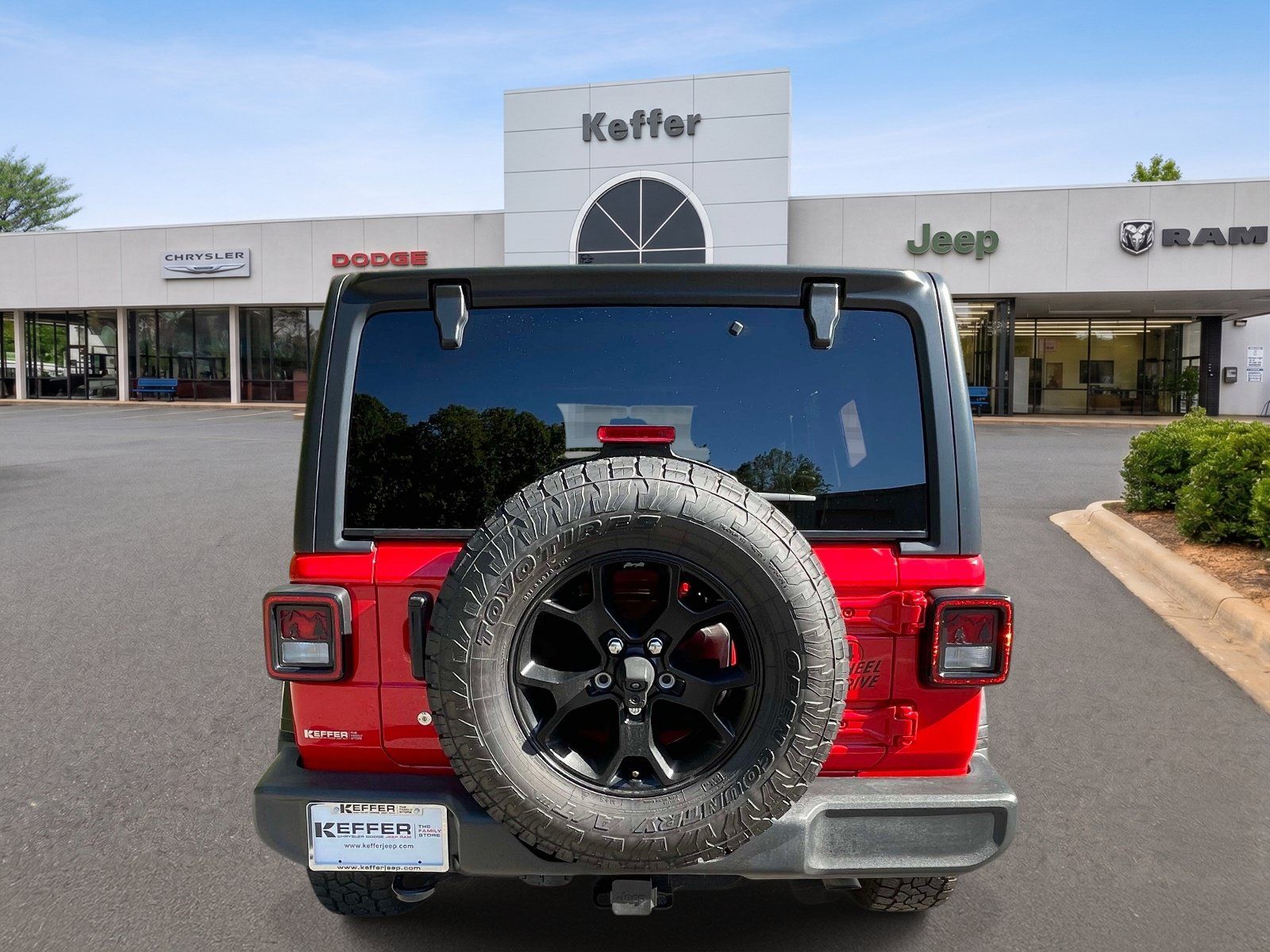 Used 2022 Jeep Wrangler Unlimited Sport AWD/4WD image 5