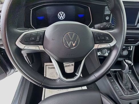 Used 2023 Volkswagen Jetta SE FWD image 11
