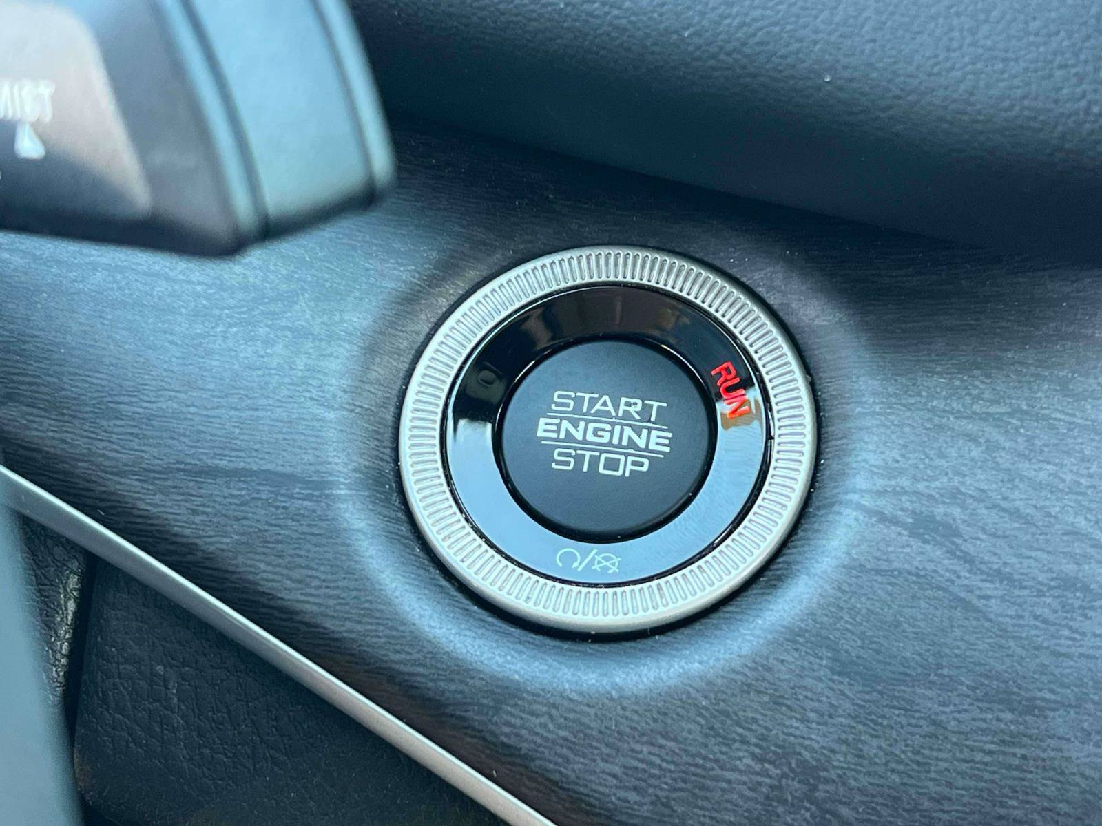 Used 2023 Jeep Grand Cherokee 4WD 4xe image 18