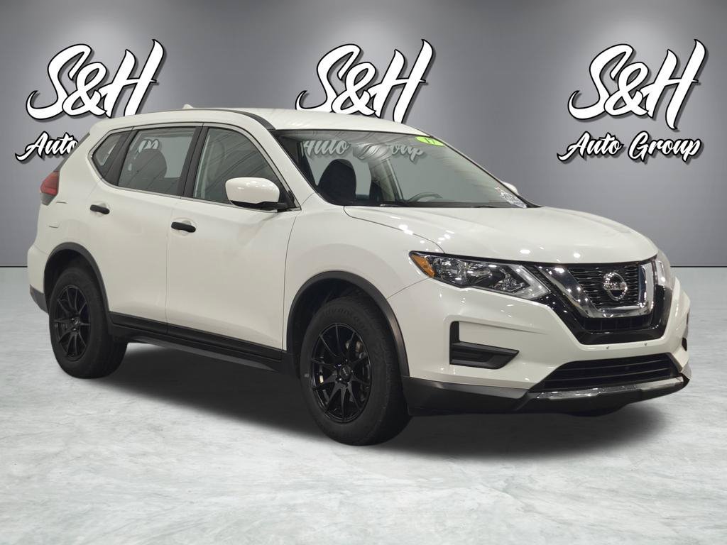 Used 2017 Nissan Rogue S AWD/4WD image 2