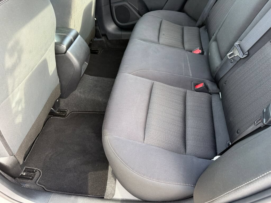 Used 2024 Nissan Altima 2.5 S FWD image 10