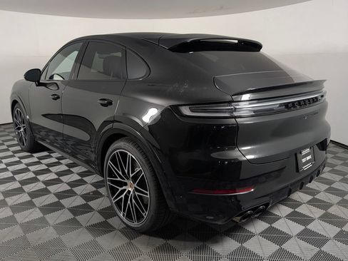 New 2026 Porsche Cayenne GTS AWD/4WD image 3