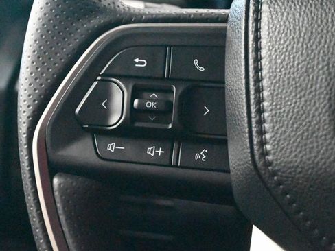 Certified 2025 Toyota 4Runner SR5 image 14