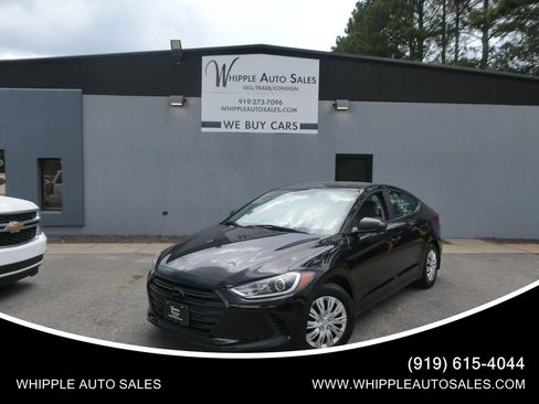 Used 2017 Hyundai Elantra SE FWD image 1