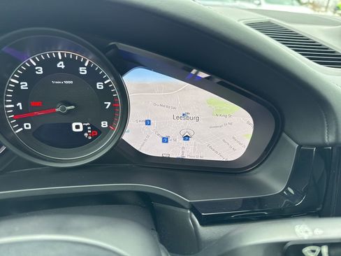 Used 2022 Porsche Cayenne S image 21