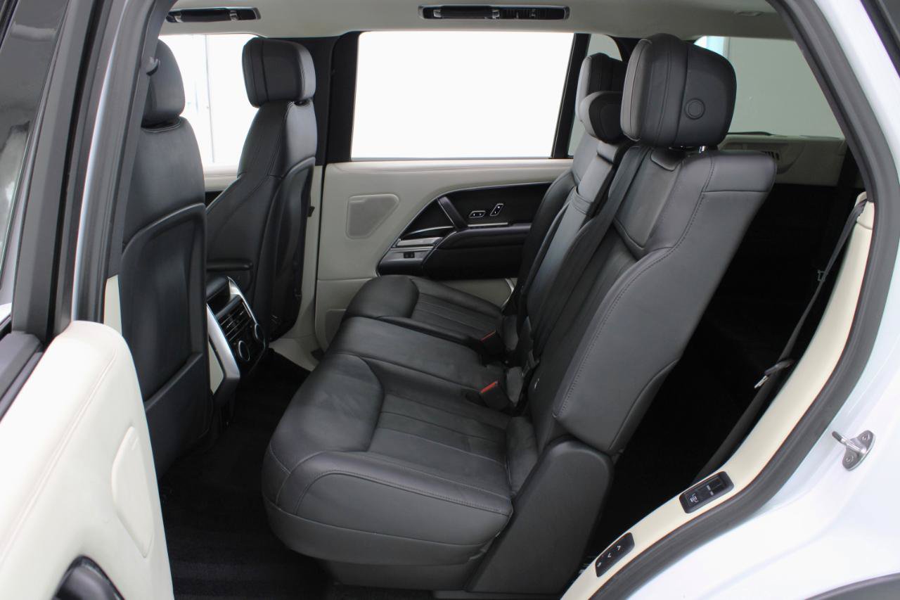 Used 2022 Land Rover Range Rover Long Wheelbase SE AWD/4WD image 38