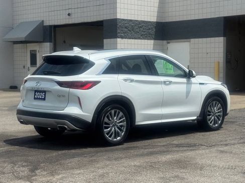 Used 2025 INFINITI QX50 Luxe AWD/4WD image 4
