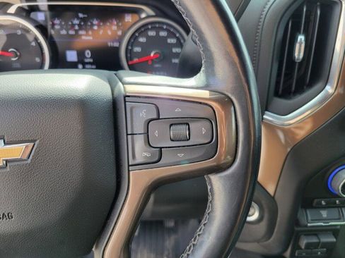 Used 2022 Chevrolet Silverado 2500 High Country w/ Z71 Off-Road Package image 14