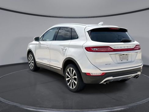 Used 2019 Lincoln MKC Reserve w/ MKC Technology Package FWD image 10