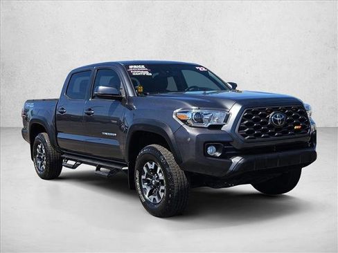 Used 2022 Toyota Tacoma TRD Off-Road w/ Technology Package RWD image 3